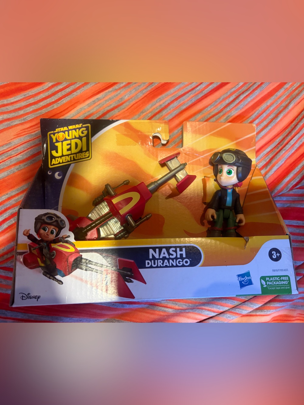 NEW Hasbro Young Jedi Adventures Nash Durango Figure with Red Speeder